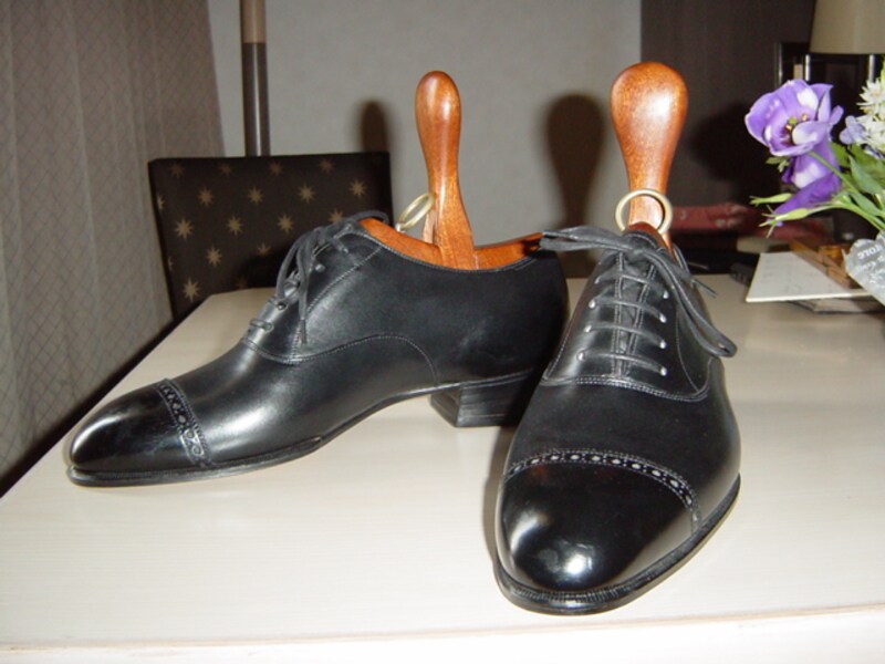 スタンダードなキャップトウ