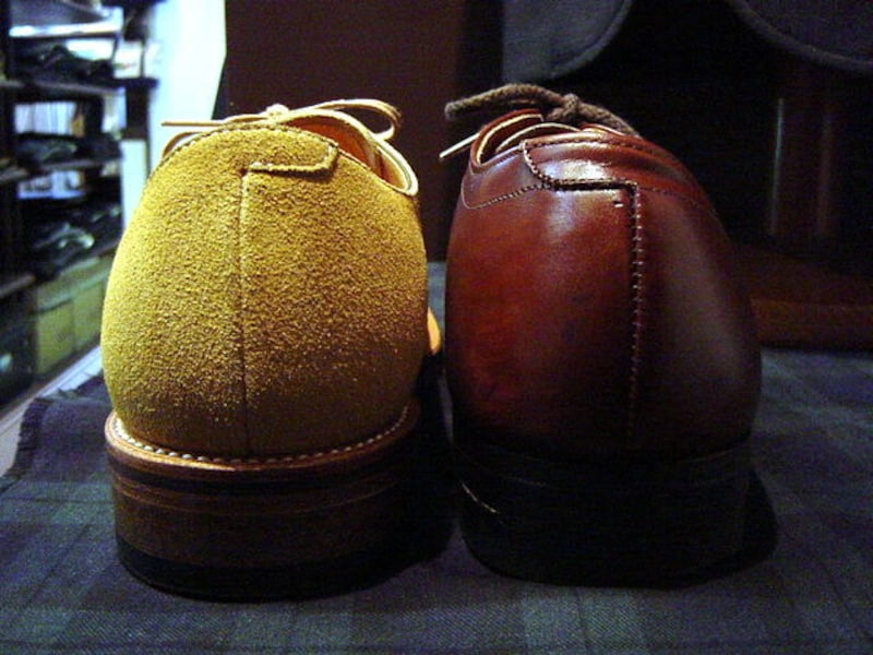 両足比較・かかと