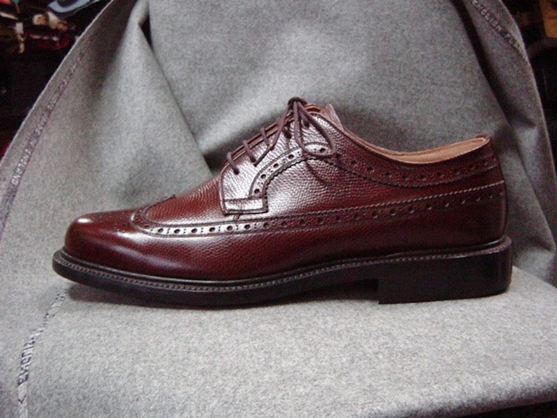 ロングウィングチップ・側面から