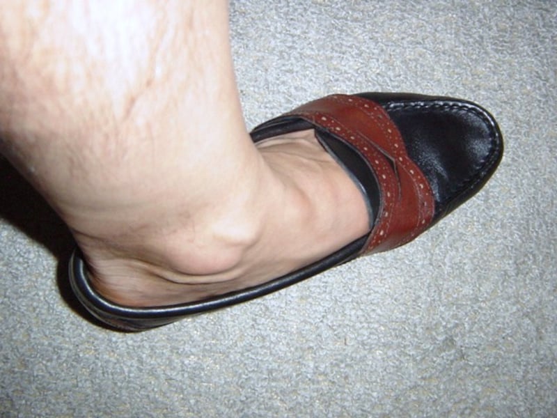 革靴の素足履き、臭いは？