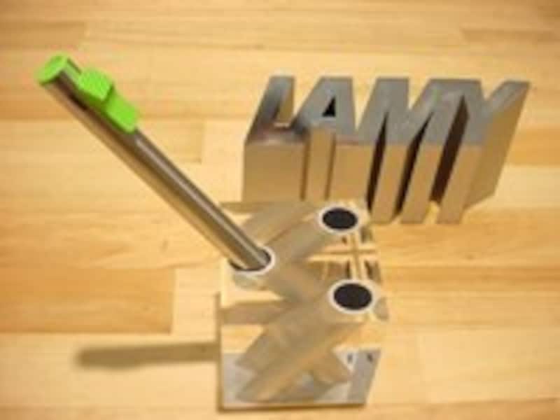 ラミー2000　ペンスタンド