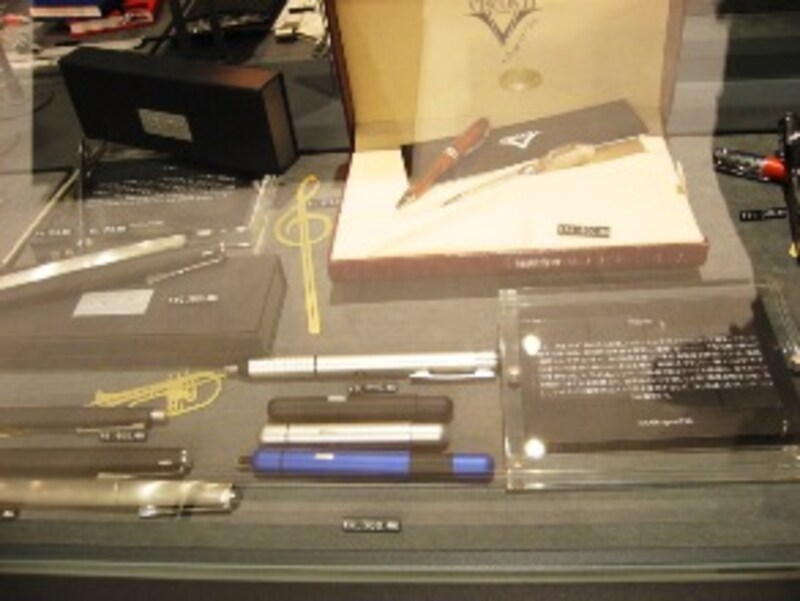 スタヂオ グラフィア