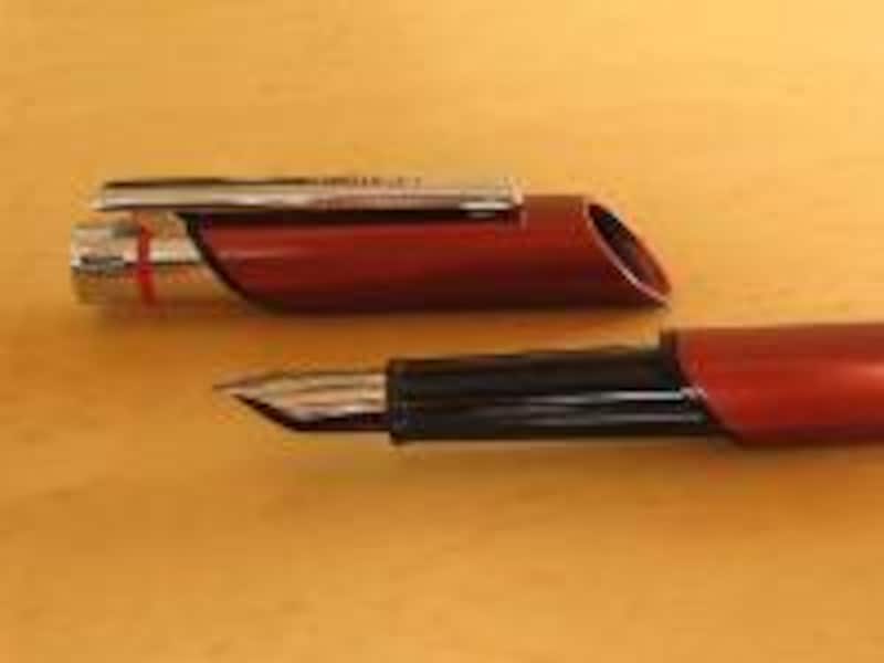 ロットリングニュートン　万年筆