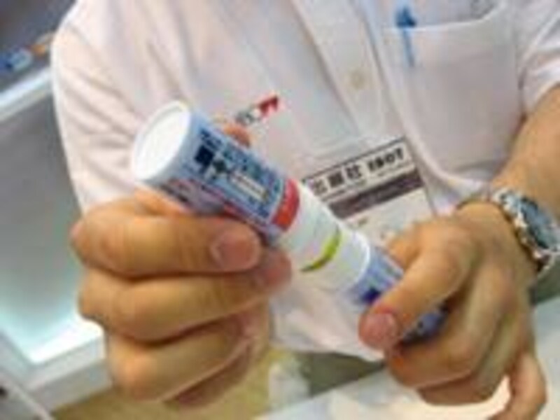 「消え色ピット」の詰め替え糊