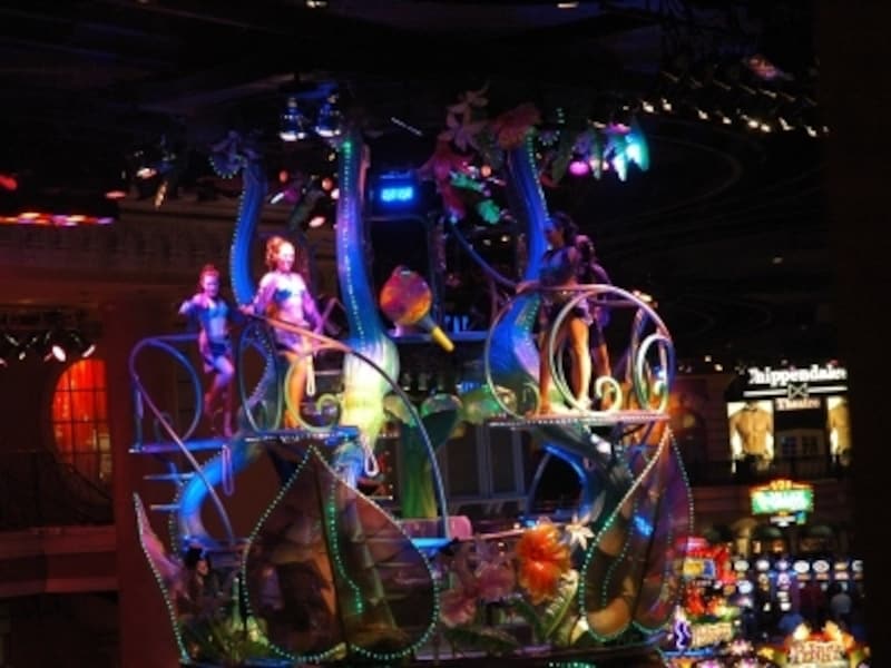 ゴンドラがショーの舞台。乗ることもできます！