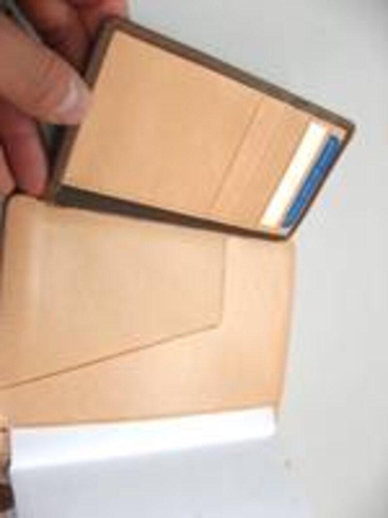 ブリットハウス　THEME