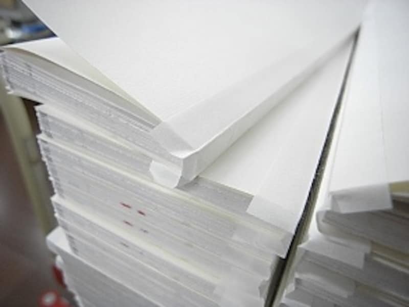 見返し貼り、背巻き