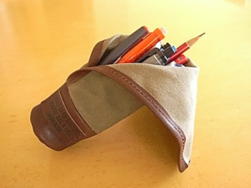 whole grain MUSTARD ペンケース