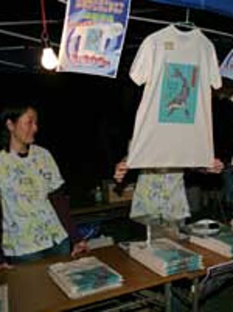 イベント会場でも即展示販売された