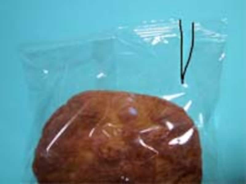 袋に3分の1くらいまで切り込み