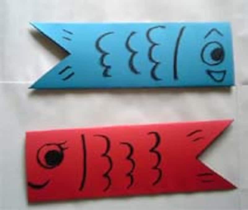 こいのぼりに顔を描く