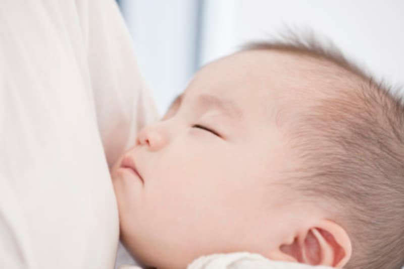 赤ちゃんの癇癪や泣く理由 対処法 泣き止まなくても放置はng 乳児育児 All About