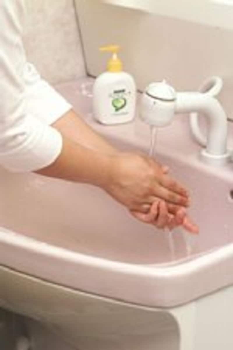 手洗いは食中毒予防の基本です