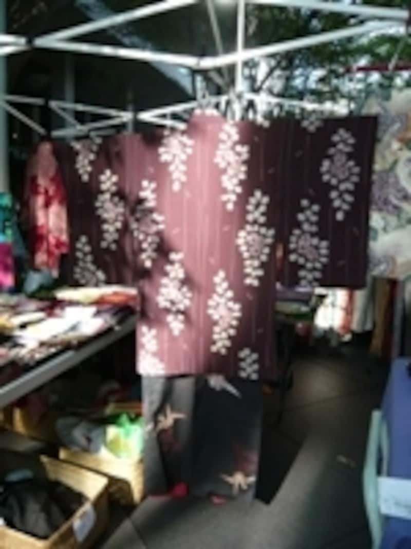 好みを言えば、沢山の着物の中からスタッフがぱぱっとコーディネート