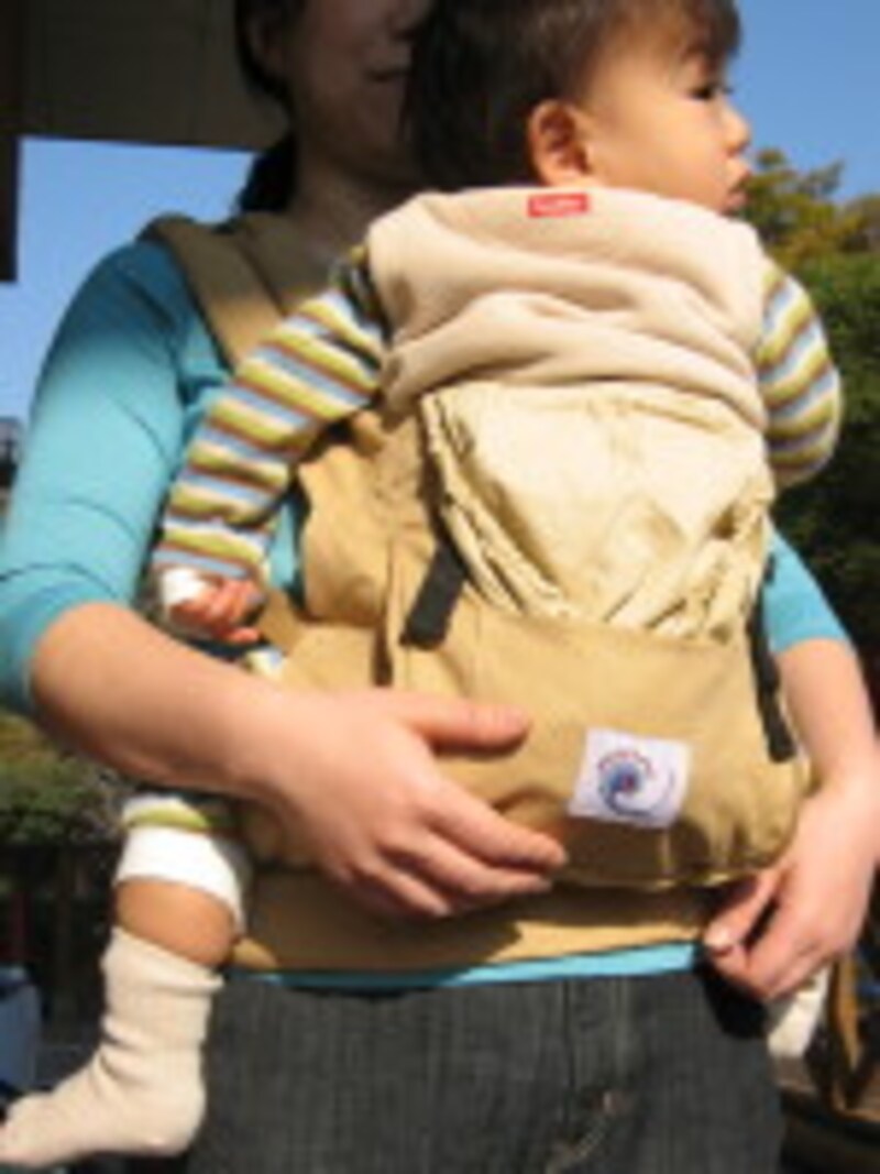 エルゴベビーキャリー抱っこ