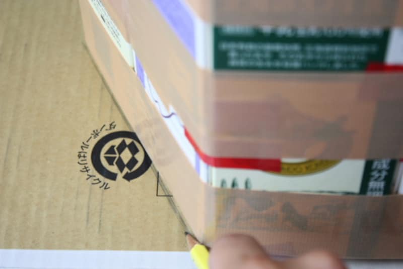 牛乳パック椅子