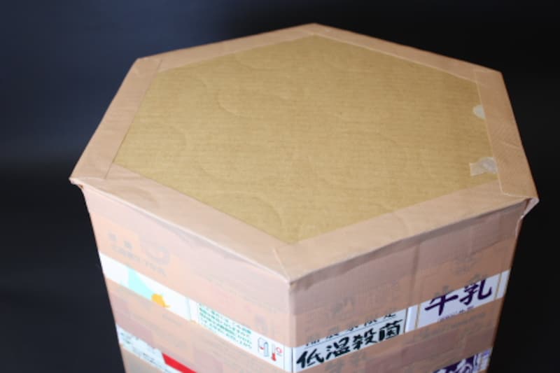 牛乳パック椅子