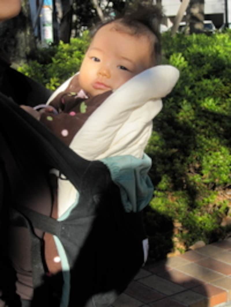 エルゴ 抱っこ紐 新生児から使えるインサート付 - ベビー用品