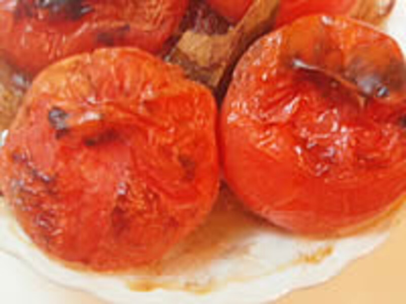 焼きあがったトマト