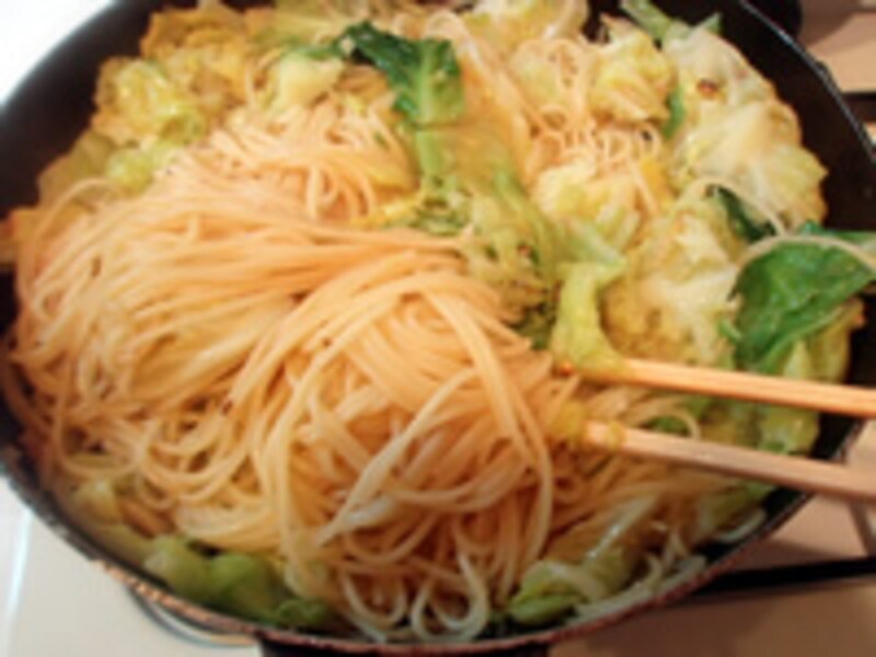 キビ麺を炒めます