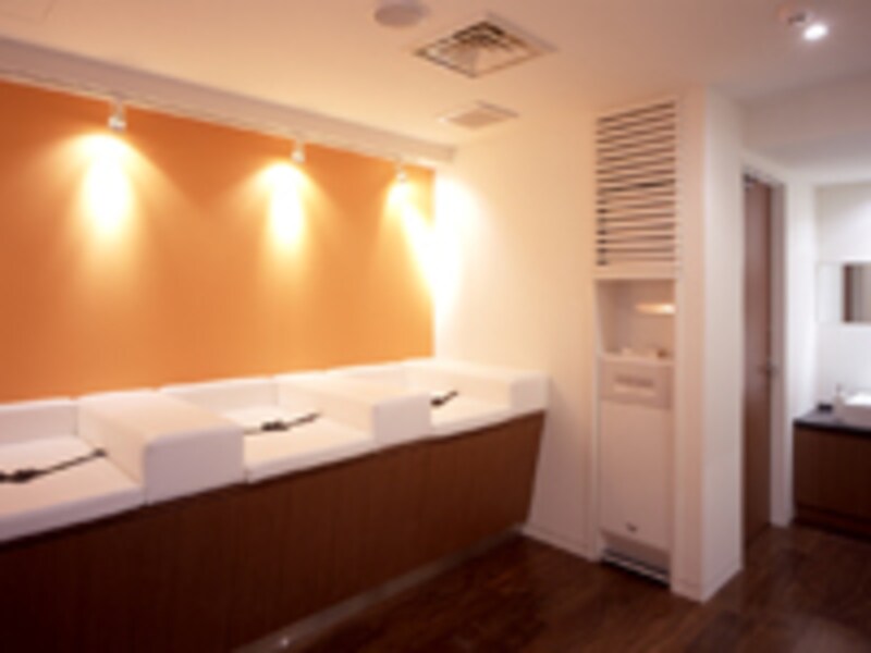 オムツ替えベッド