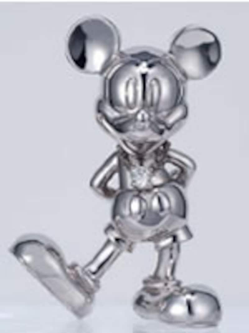 シルバー製「ミッキーの15thダイヤモンドフィギュア」