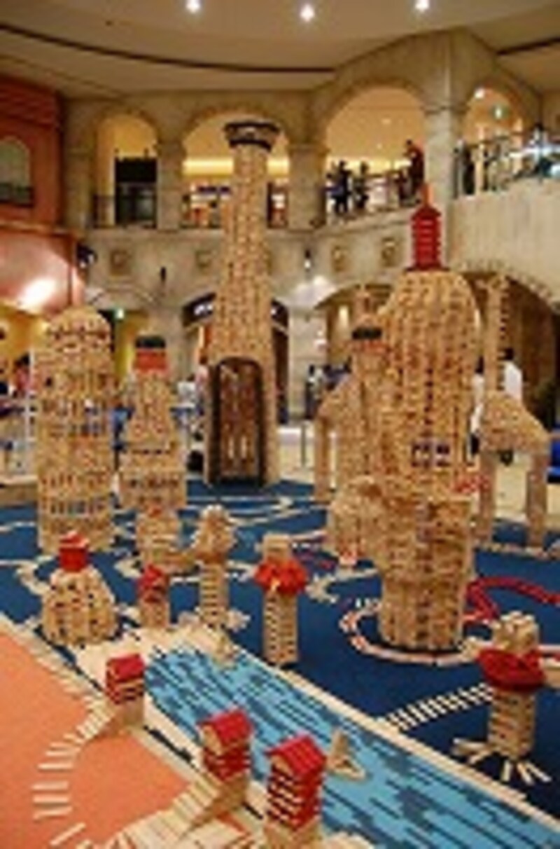 リヨン広場の水飲み場のモチーフ