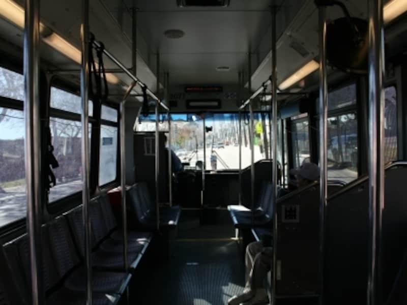 料金たった50セントのダッシュの車内