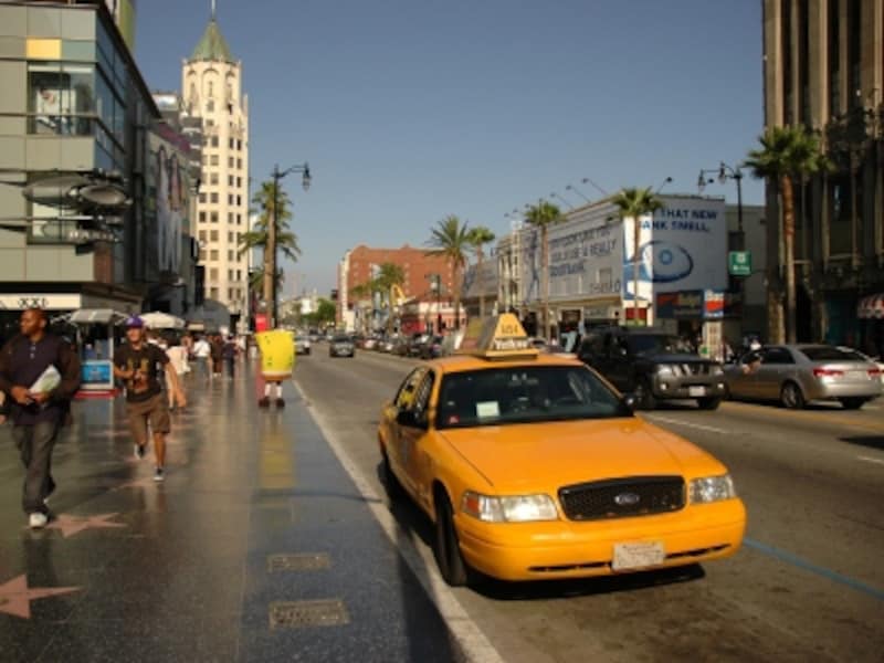 タクシーが一番早く目的地に着きます