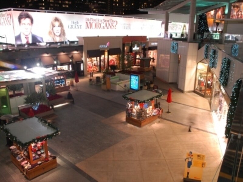 夕方のセンチュリーシティショッピングモール