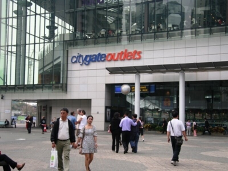 小腹が空いたらフードコートで麺はいかが？