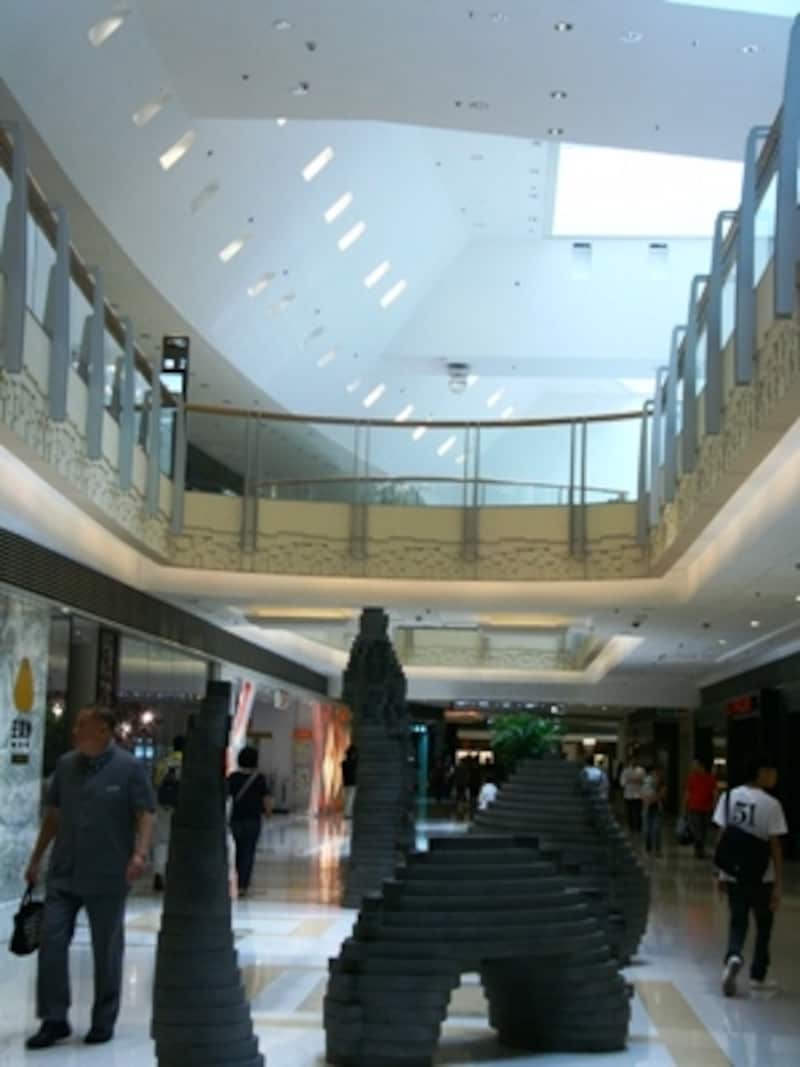 芸術的なオブジェにも注目したい