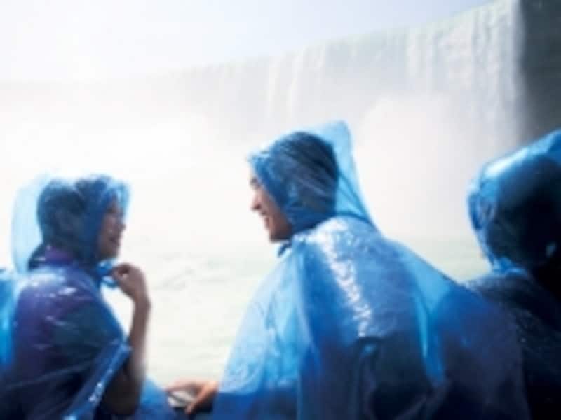 滝の観光は水しぶきを覚悟して！undefined写真提供：Canadian Tourism Commission