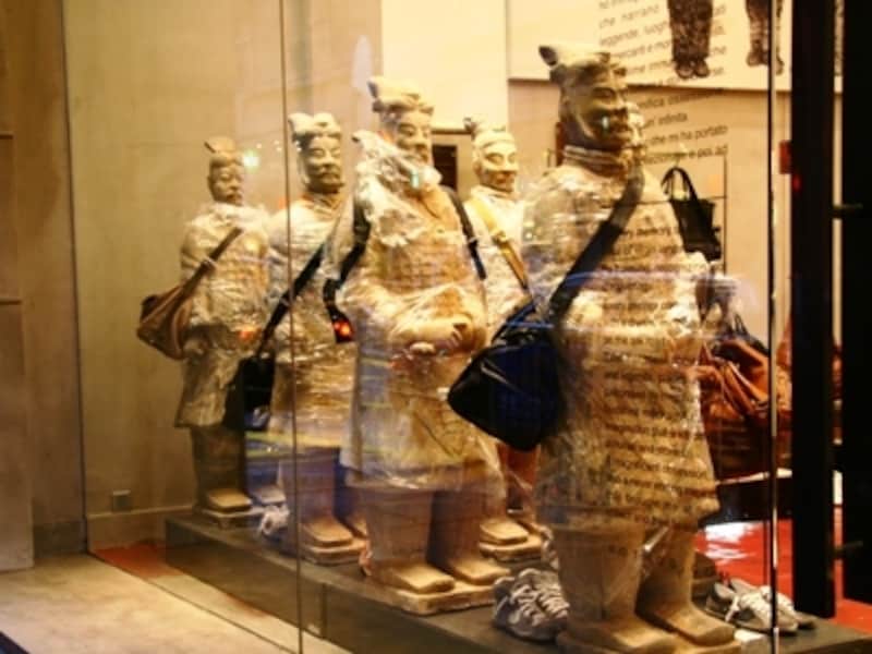 ウィンドーのディスプレイをみるだけでも楽しい