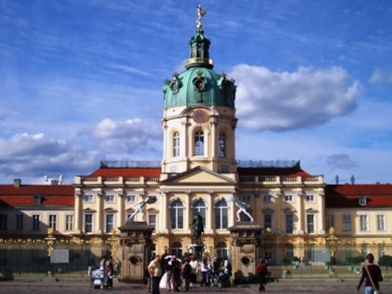 半日あれば、シャルロッテンブルク城の宮殿のほか、庭園までゆっくり散策できます