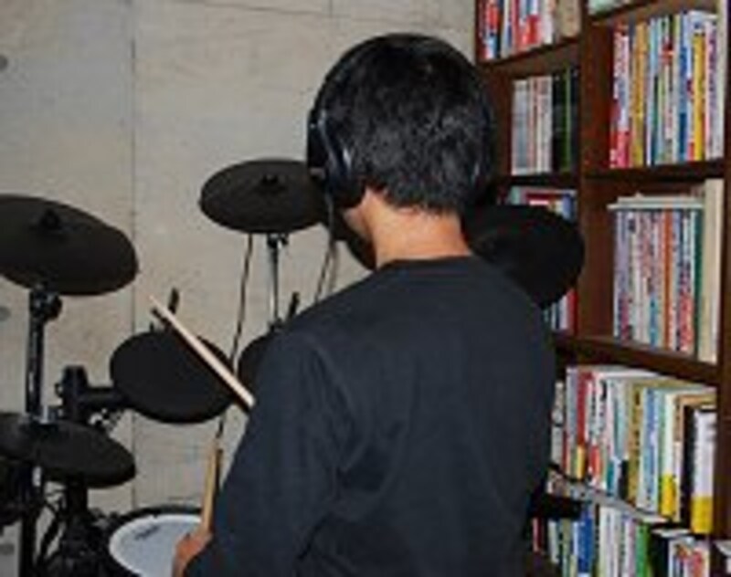 SHUREモニターヘッドフォン