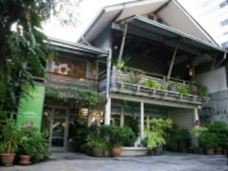 民家を利用したつくりは、友人の家に訪れたようなリラックスした感覚でマッサージが受けられる