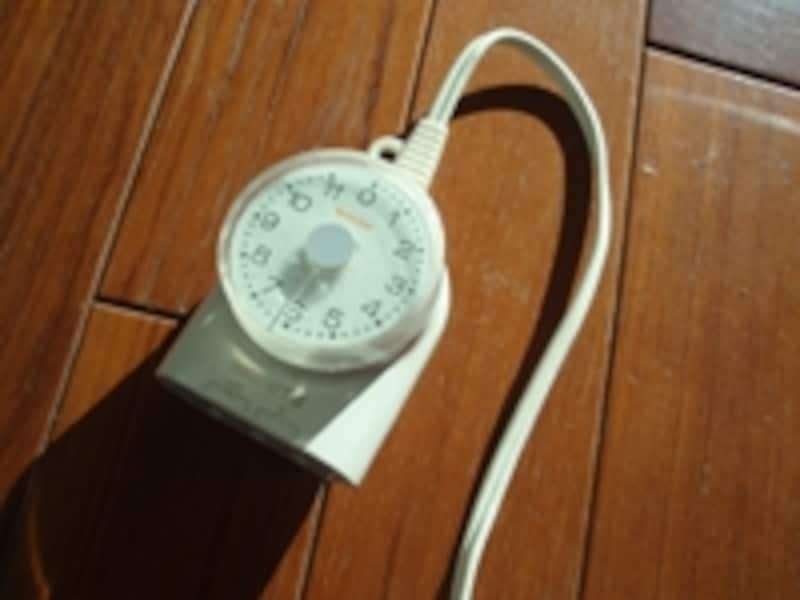 タイマーつきコンセント。価格は1000円前後から。