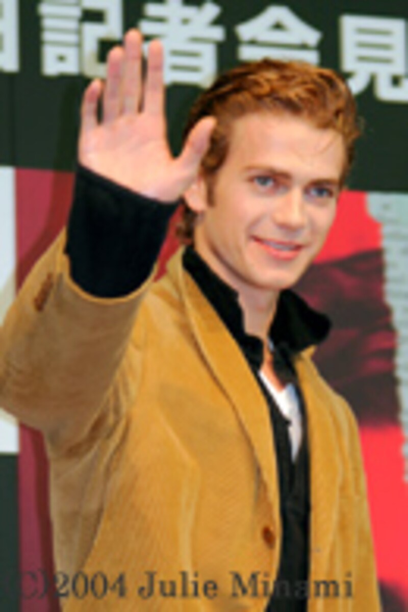 『ニュースの天才』ヘイデン・クリステンセン来日会見