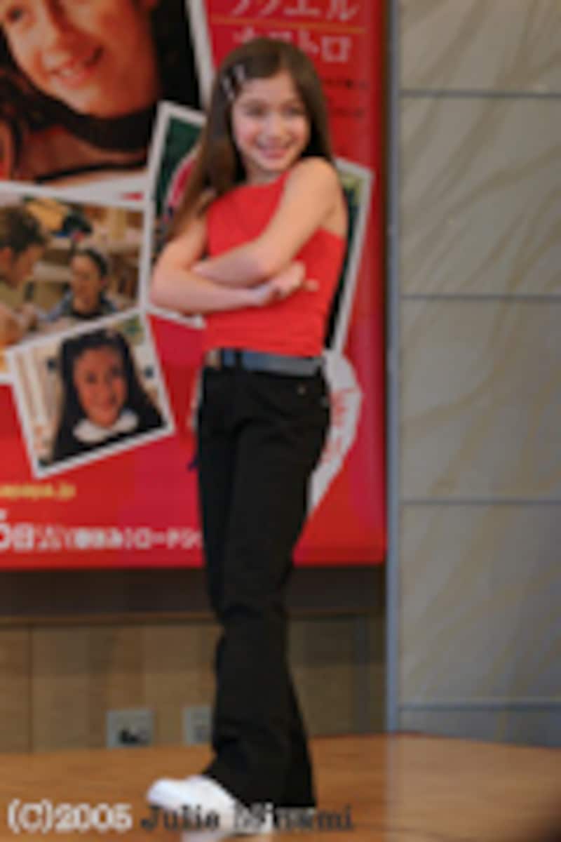 『世界で一番パパが好き！』来日会見<br>10歳のラクエル・カストロちゃん、堂々と単独会見