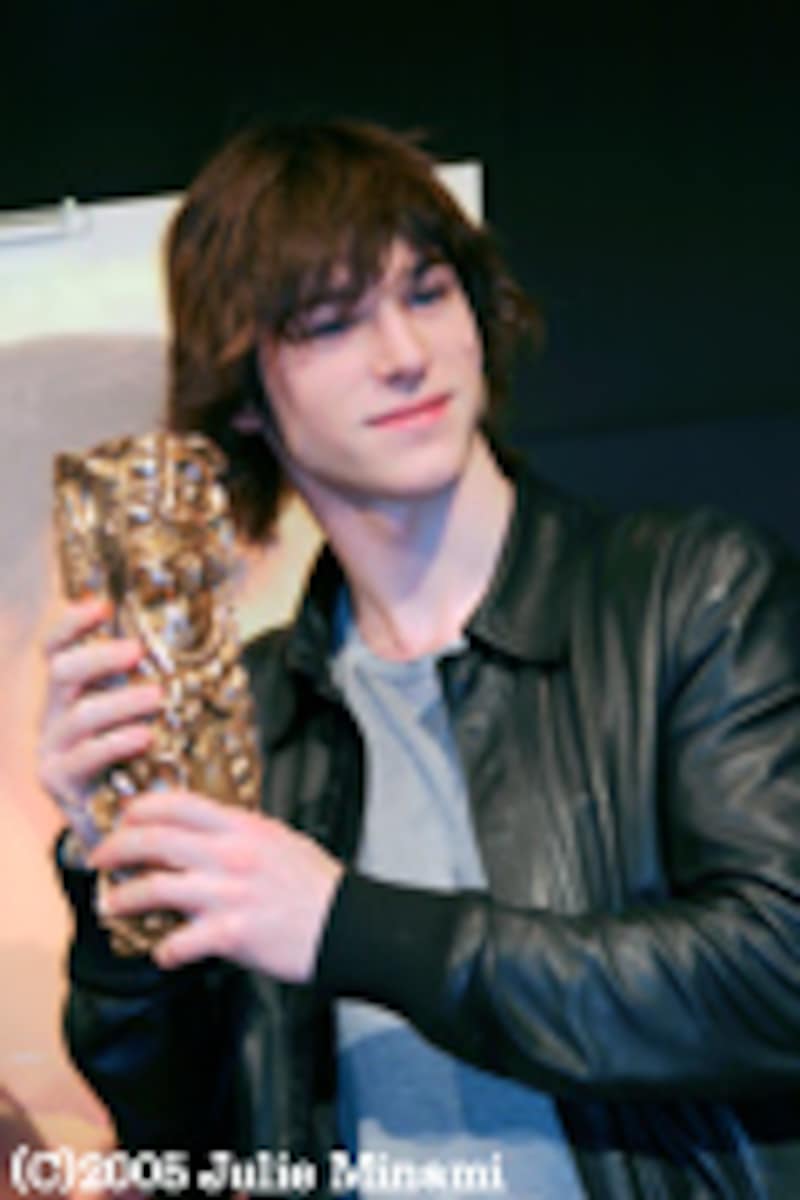 『ロング・エンゲージメント』来日会見。ジャン＝ピエール・ジュネ監督とギャスパー・ウリエル氏