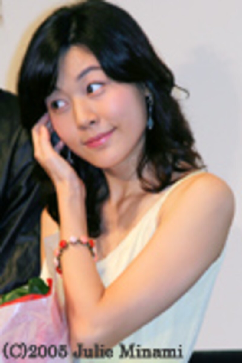 『彼女を信じないでください』キム・ハヌルさん<来日>初日舞台挨拶and インタビュー