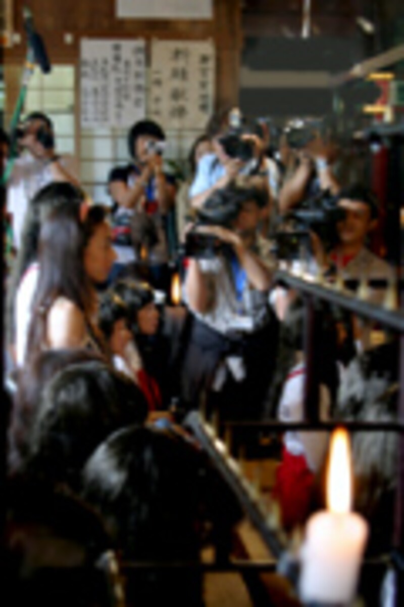 『人形霊』イム・ウンギョンさん来日人形供養