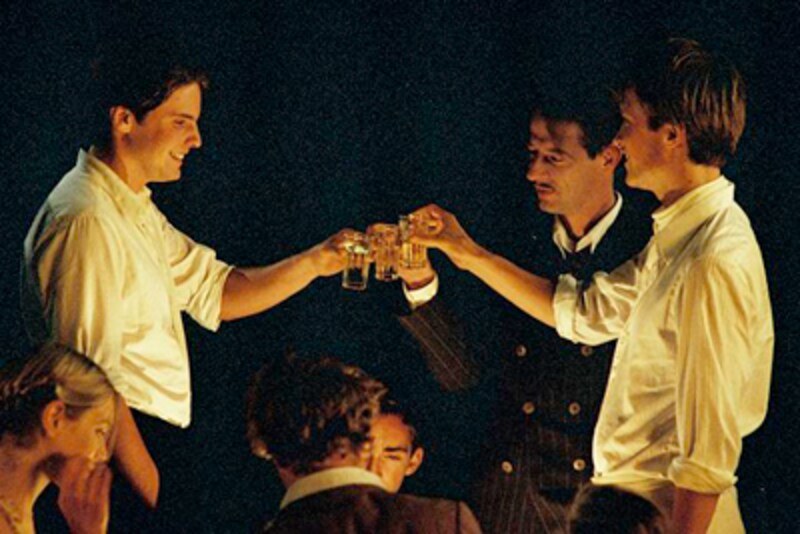 『青い棘』(2004)[Was nutzt die Liebe in Gedanken]