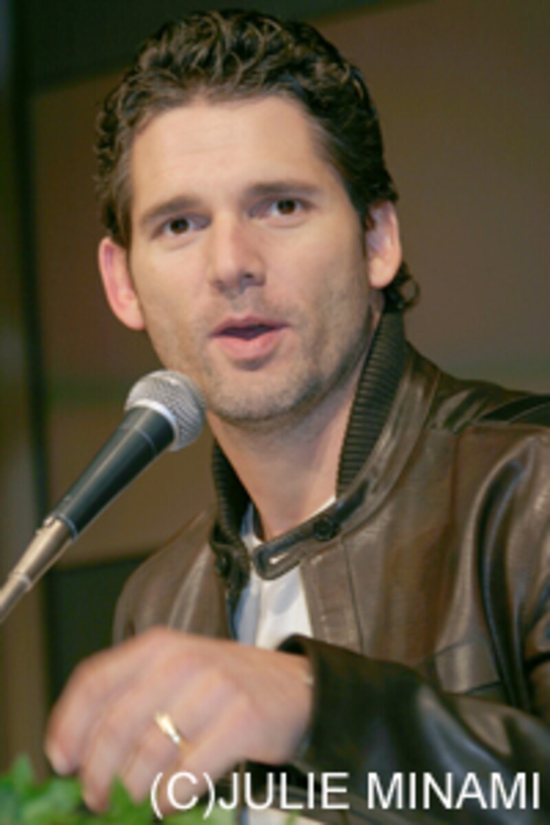 『ミュンヘン』エリック・バナ来日会見