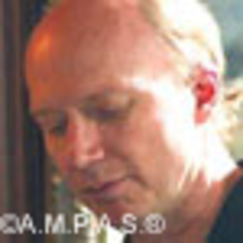 PAUL HAGGISポール・ハギス