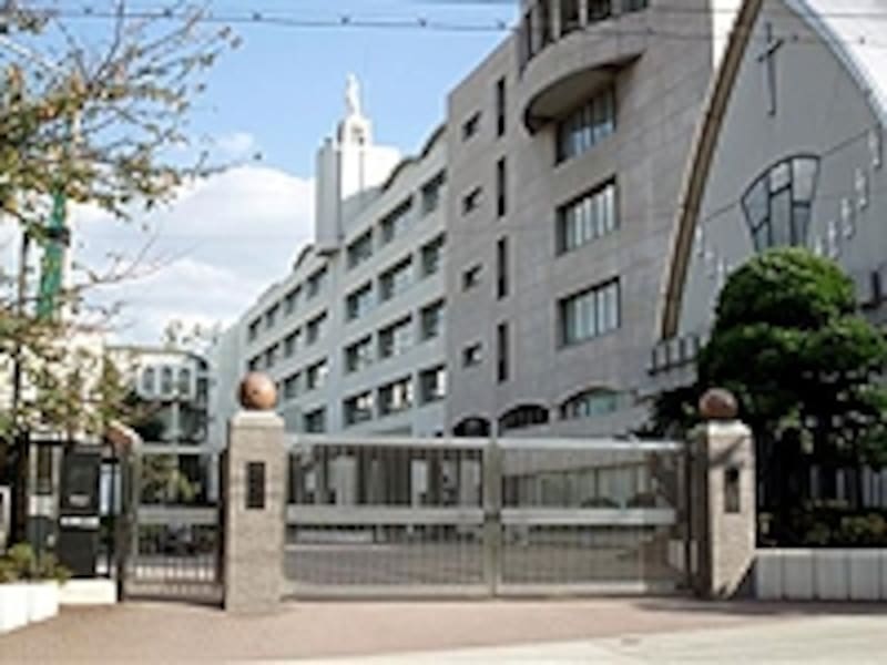 2009年度大学入試では、京都大学7名、大阪大学28名、神戸大学25名を含め国公立大学に173名を輩出する明星中学校