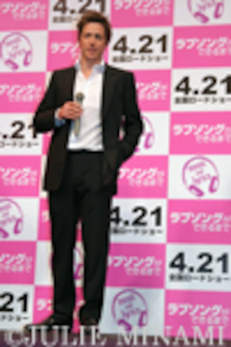 『ラブソングができるまで』ヒュー・グラント来日ジャパン・プレミア