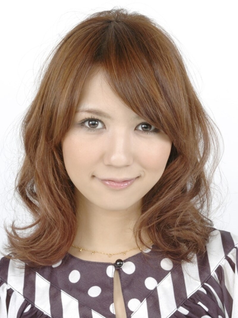 鎖骨レングス　カールウェーブ