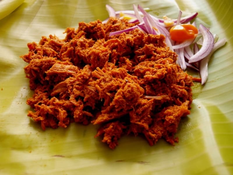 濃厚なソースの味わいがたまらないコチニータ・ピビル